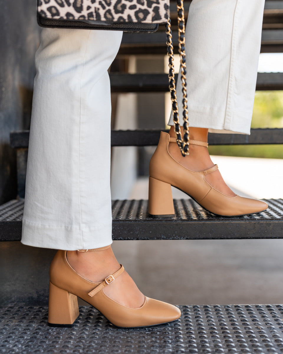 BABIES A DOUBLE BRIDE - NUDE