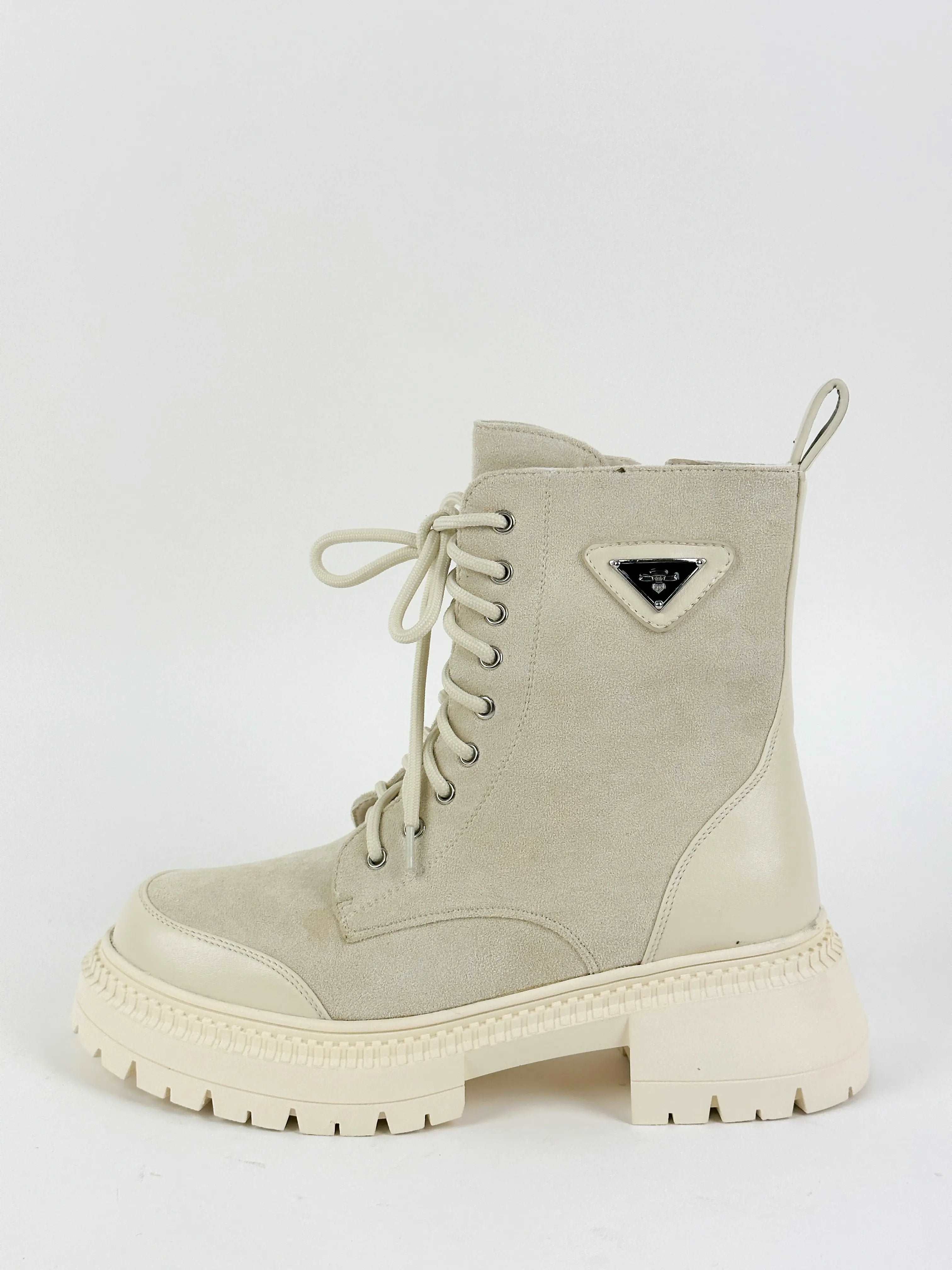 BOTTINES EN DAIM - BEIGE