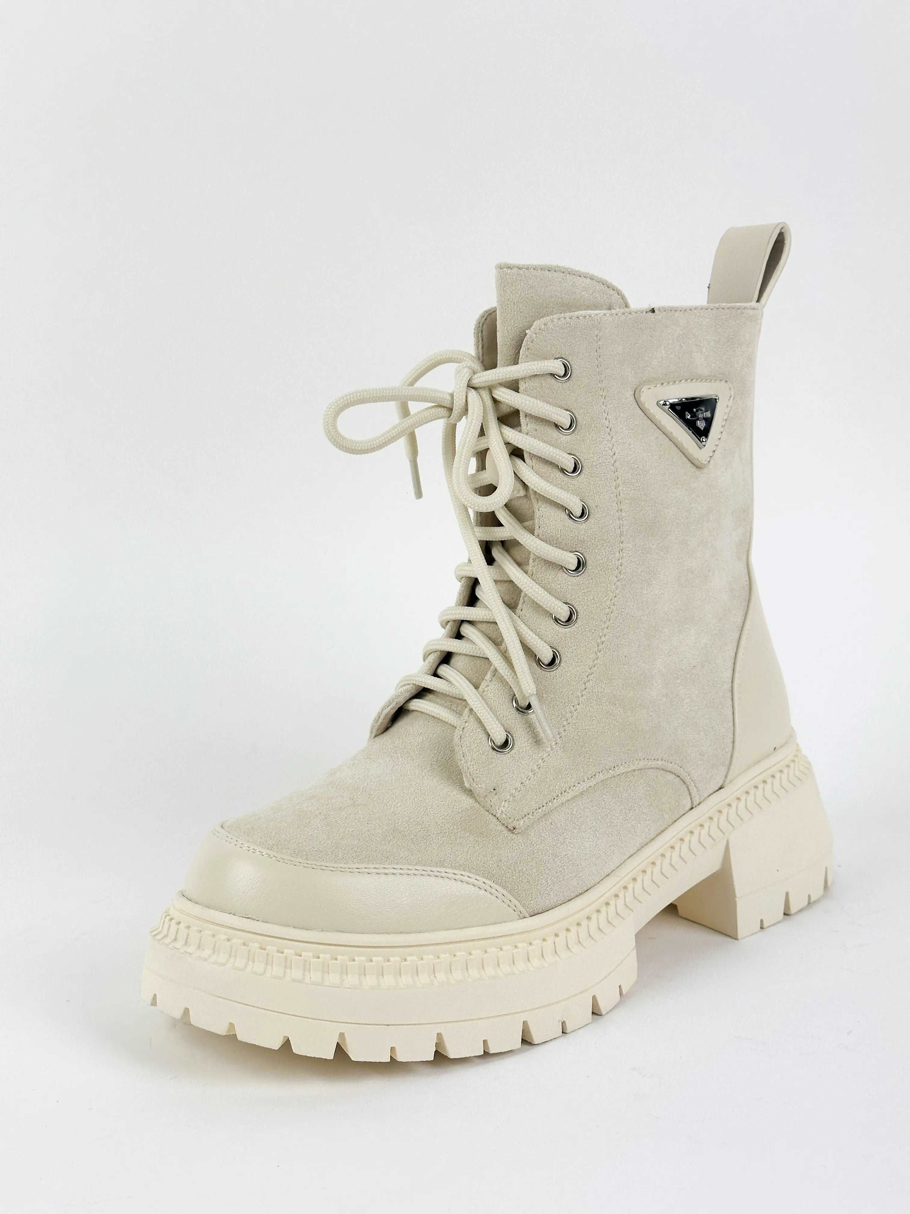 BOTTINES EN DAIM - BEIGE