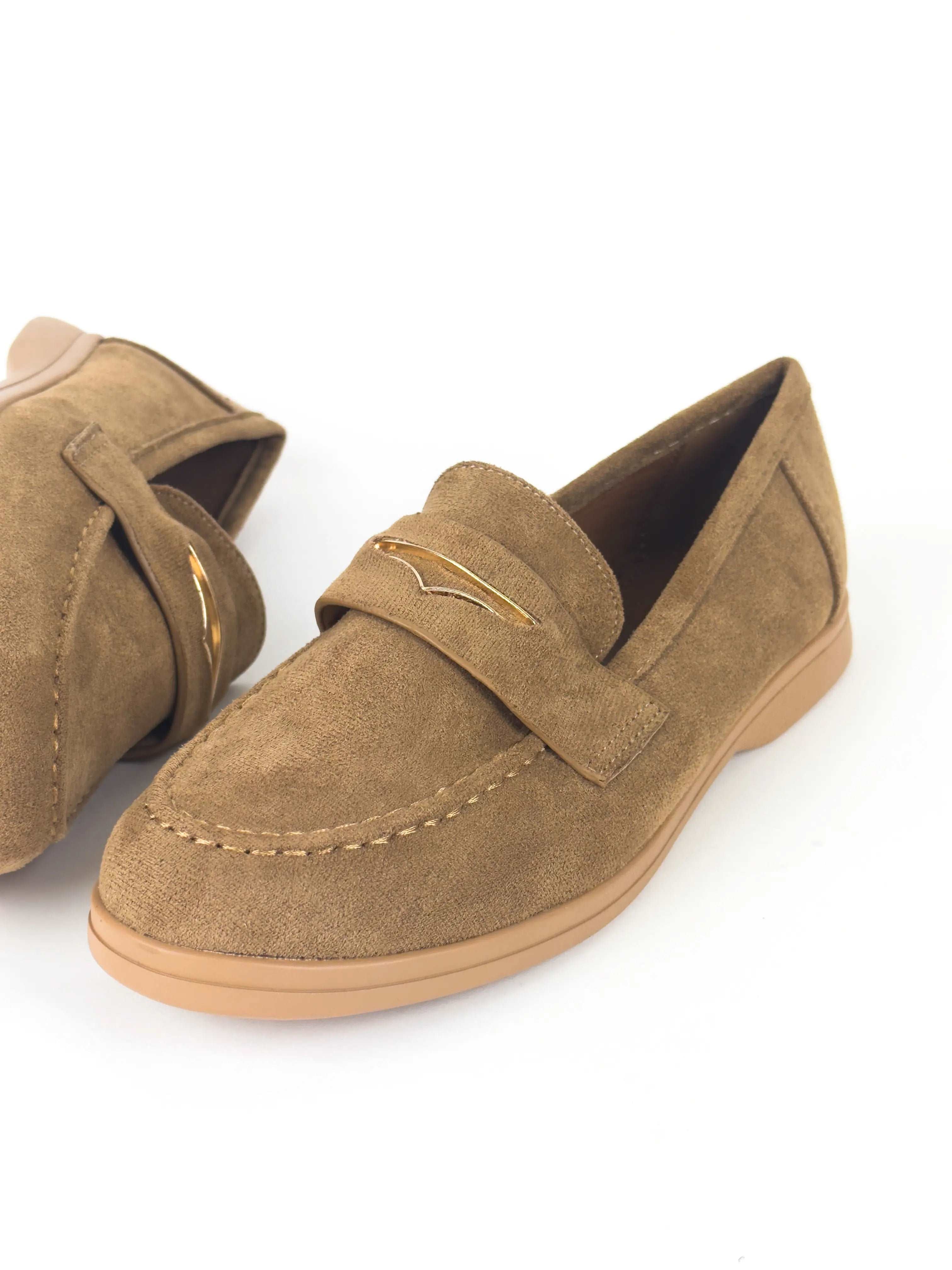 MOCASSINS PLATS EN DAIM - CAMEL