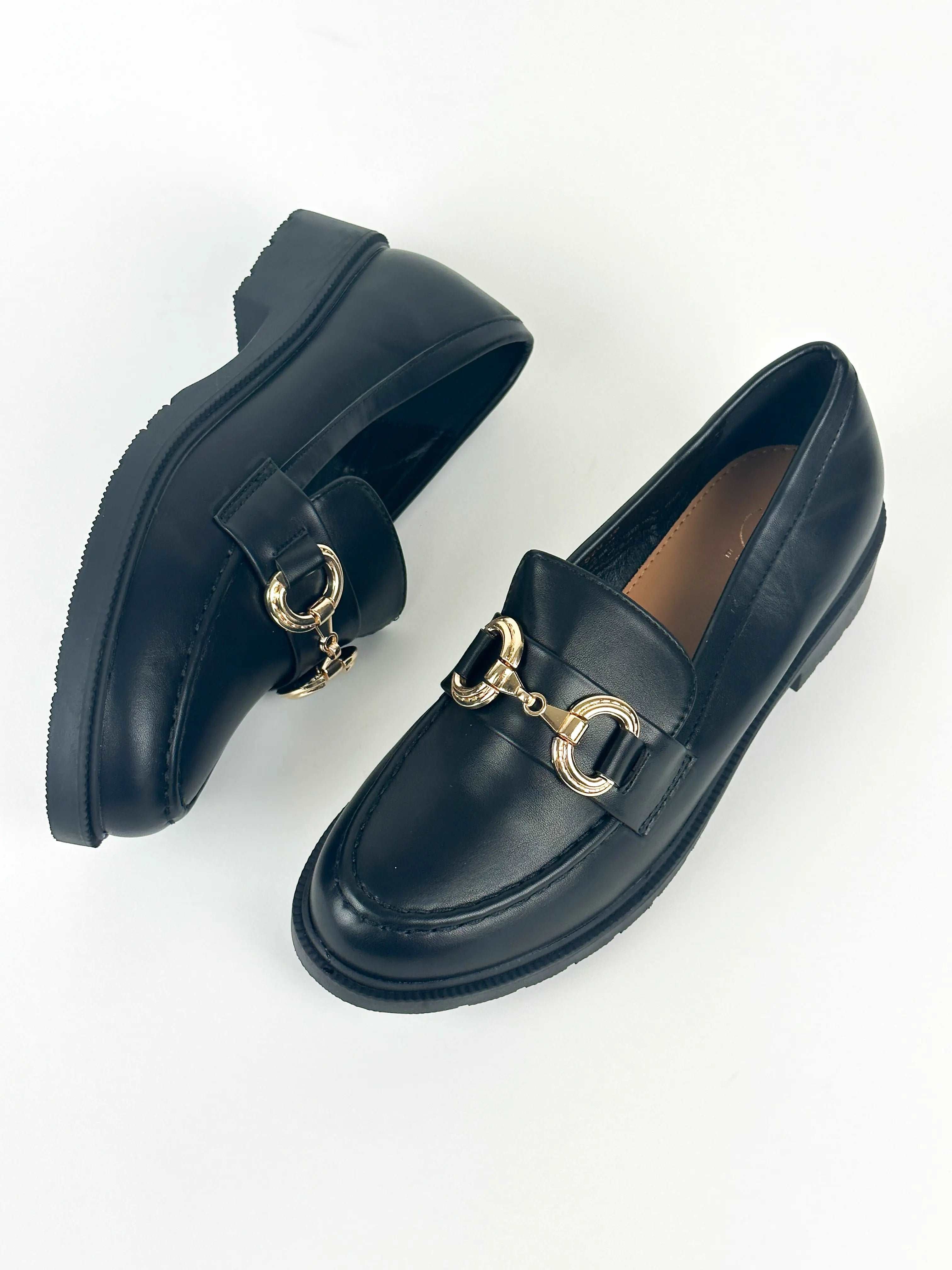 MOCASSINS EN CUIR AVEC DÉCORATION - NOIR