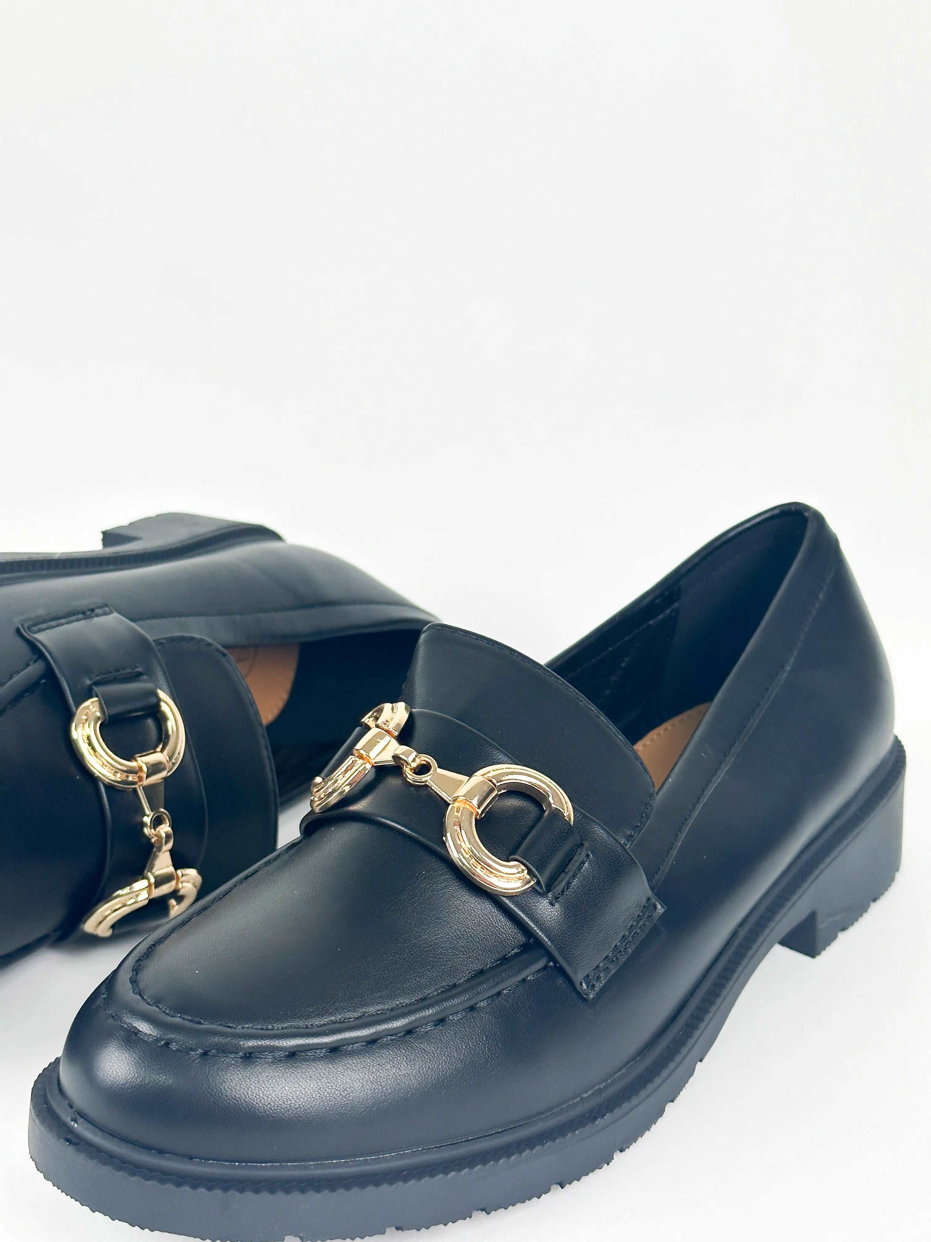 MOCASSINS EN CUIR AVEC DÉCORATION - NOIR