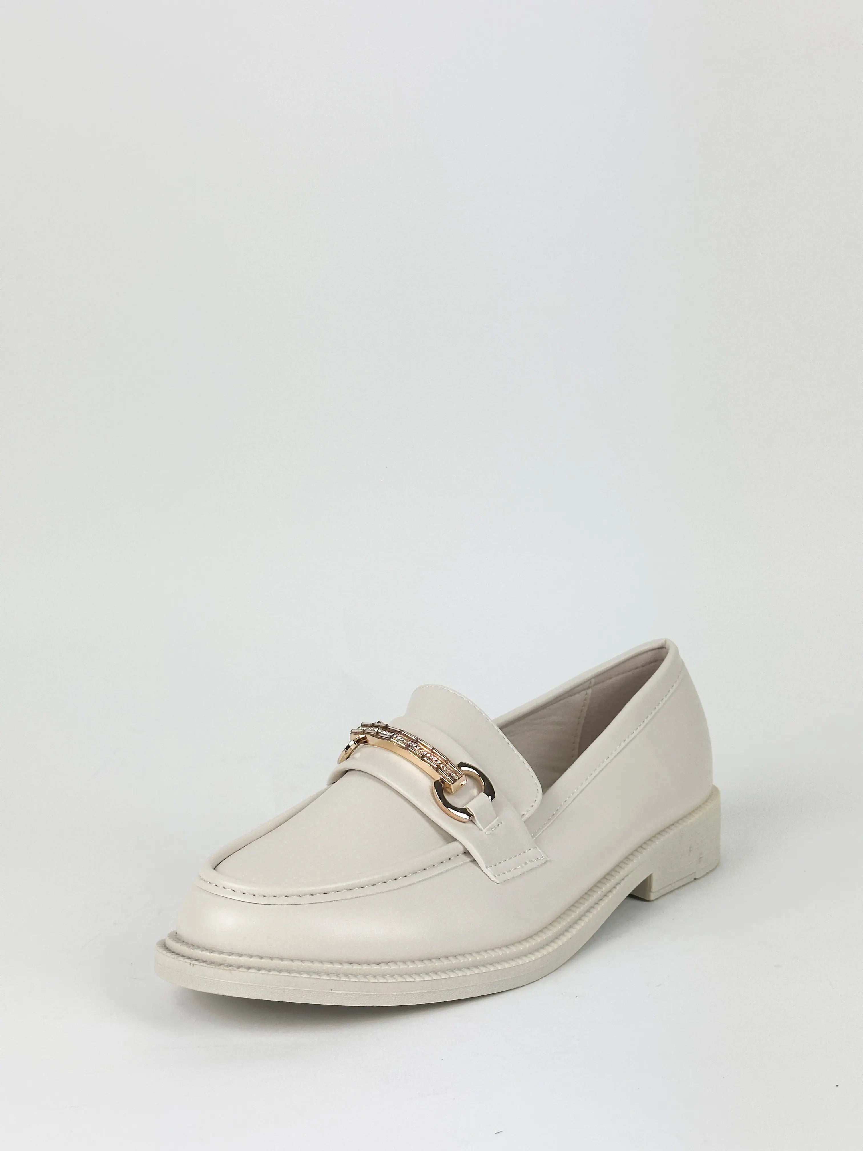 MOCASSINS EN CUIR AVEC DÉCORATION - BEIGE