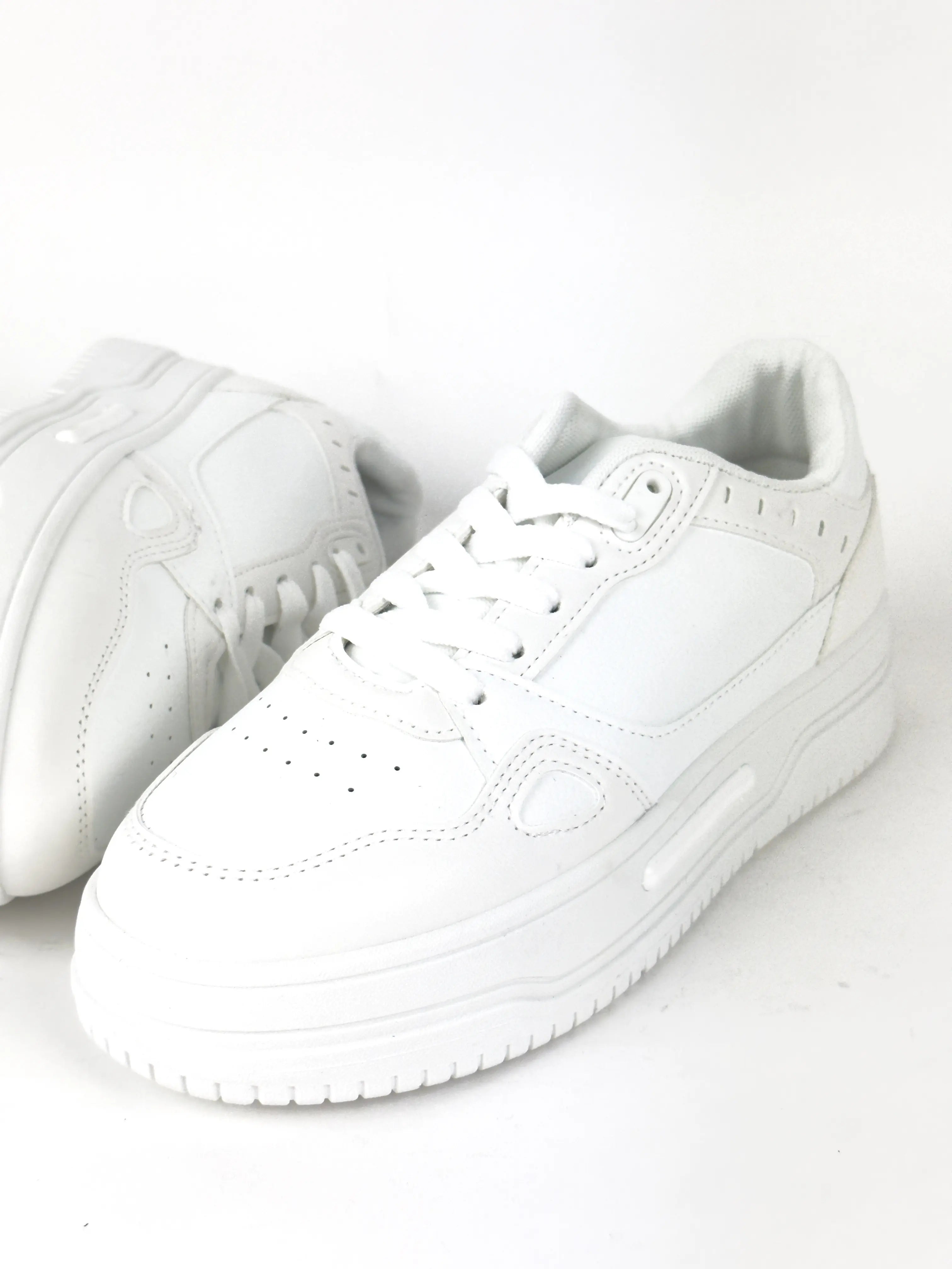 BASKETS STYLE TENNIS - BLANC